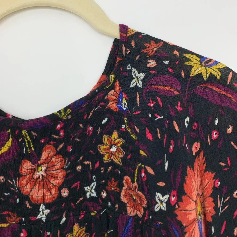 Old Navy Smocked Swing Floral‎ Blouse